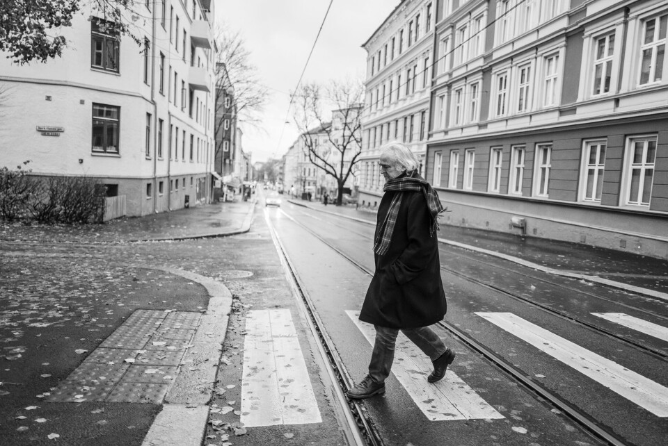 Mange av «svarene» ligger i bøkene. Skjønt svar, de interesserer ikke – letingen og fornemmelsen som er svaret. Slik ser forfatteren Ole Robert Sunde på saken.