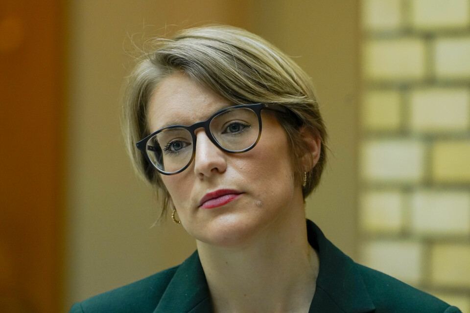 MANGLER GRUNNLAG: – Når det ikke er mulig å få enighet som går langt nok og gir et reellt skifte, er det dessverre ikke grunnlag for forhandlinger, sier Kari Elisabeth Kaski. Kari Elisabeth Kaski (Sv) meiner Dagbladets meiningsmåling slår beina under Høhres strategi.Foto: Lise Åserud / NTB / NPK