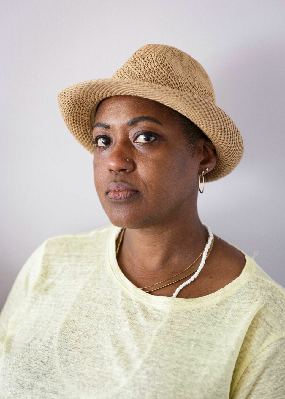 Michelle Tisdel Michelle Tisdel samler inn plakater fra BLM-demonstrasjonen i Oslo. Gjennom projektet Lift Every Voice (LEV) ønsker hun å dokumentere og arkivere borgerrettighetsbevegelsen i Norge.