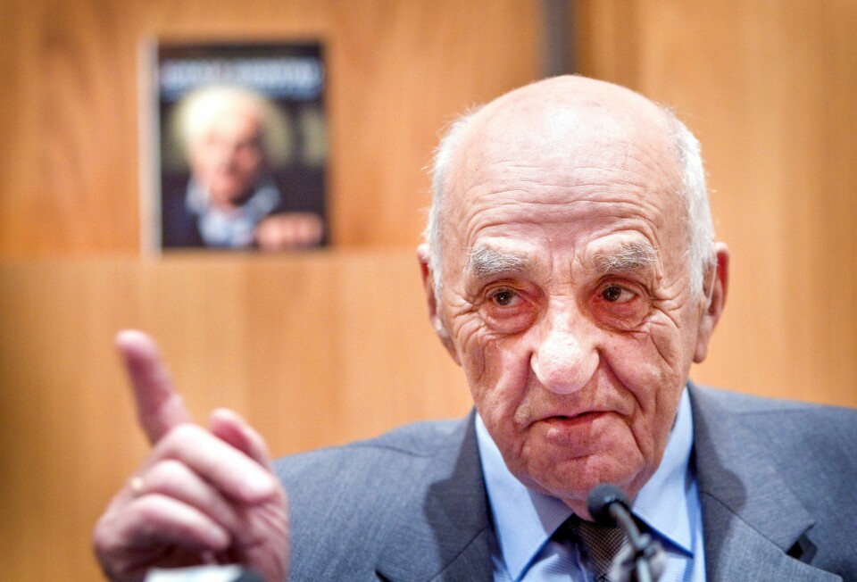 OSLO 20100920. Healer Joralf Gjerstad 'snåsamannen' lanserte mandag boka 'Den gode kraften'.Foto: Gorm Kallestad / Scanpix OSLO 20100920.
Healer Joralf Gjerstad 'snåsamannen' lanserte mandag boka 'Den gode kraften'.
Foto: Gorm Kallestad / Scanpix