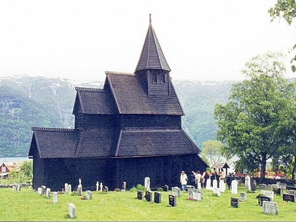 Urnes, Luster