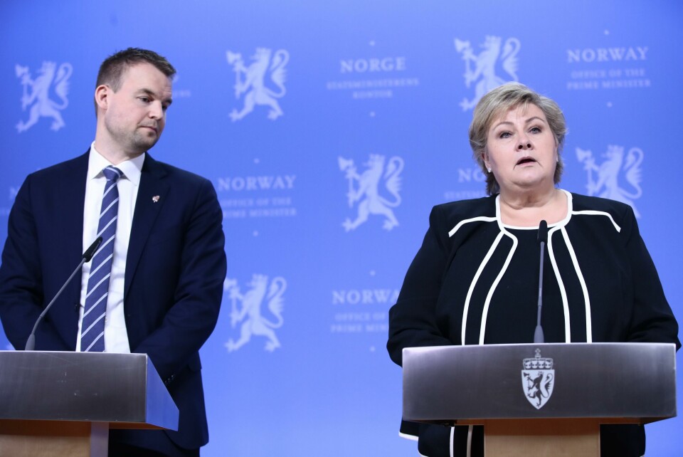 Statsminister Erna Solberg (H), finansminister Jan Tore Sanner (H), Barne- og familieminister Kjell Ingolf Ropstad (KrF) og arbeids- og sosialminister Torbjørn Røe Isaksen (H) legger fram tiltakspakke i forbindelse med koronaviruset. Oslo 20200313. Statsminister Erna Solberg (H), finansminister Jan Tore Sanner (H), Barne- og familieminister Kjell Ingolf Ropstad (KrF) og arbeids- og sosialministerTorbjørn Røe Isaksen (H) legger fram tiltakspakke i forbindelse med koronaviruset.Foto: Lise Åserud / NTB scanpix