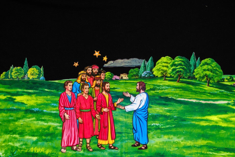 Etter at disiplene er ferdige med påskemåltidet går de ut i en park som heter Getsemane for å be. Jesus ber disiplene om å passe på ham, mens han går bort for seg selv. Påsken fortalt med flanellograf.