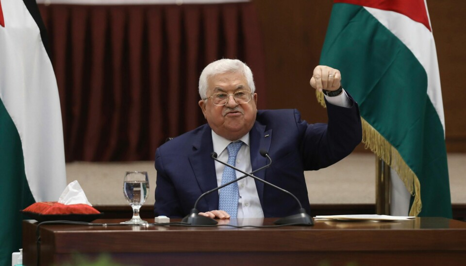 Palestinernes president Mahmoud Abbas uttalte under et møte tirsdag at alle avtaler mellom palestinerne, og USA og Israel er oppløst.
