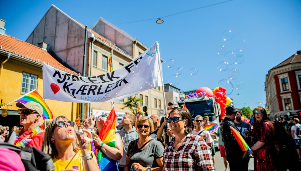Over 40.000 deltok i Pride-paraden i Oslo i fjor. Flere KrF-ere varsler at de skal delta i årets parade.