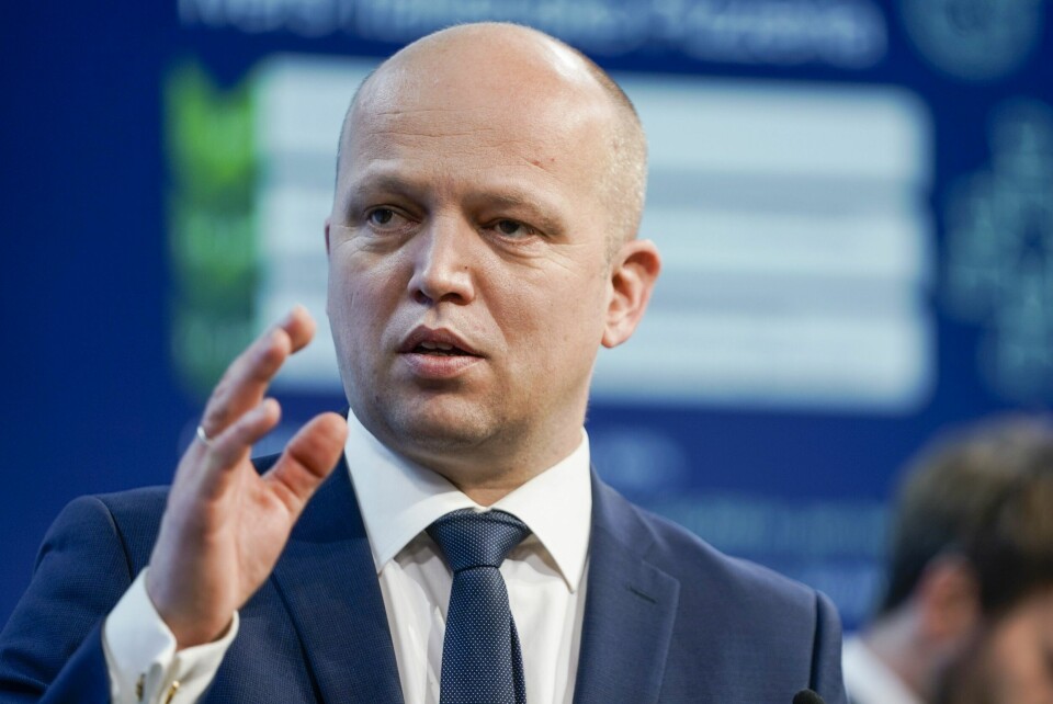 Finansminister Trygve Slagsvold Vedum (SP) sier at regjeringen utnevner ny sentralbanksjef fredag denne uka. Foto: Terje Pedersen / NTB Regjeringen har ikke mer å gi i lønnsstøtte uten å komme i strid med EUs konkurranseregler, hevder finansminister Trygve Slagsvold Vedum (Sp). Ikke riktig, svarer Esa. Foto: Terje Pedersen / NTB