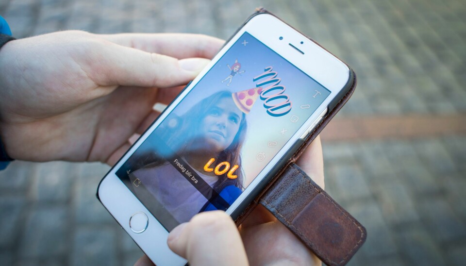 SOSIALE MEDIER: I aldersgruppen 16–20 år er det mest vanlig å få hatefulle kommentarer på Snapchat og Tiktok. Foto: Mia Oshiro Junge / NTB I aldersgruppen 16–20 år er det mest vanlig å få hatefulle kommentarer på Snapchat og Tiktok. Foto: Mia Oshiro Junge / NTB