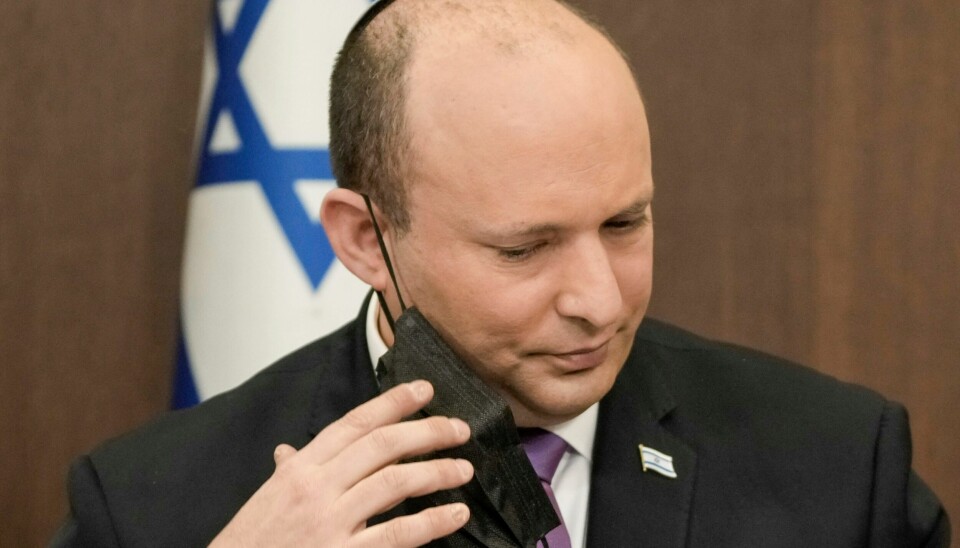 ISRAEL: Israels statsminister Naftali Bennett møter regjeringsmedlemmer i Jerusalem søndag. Foto: Tsafrir Abayov / AP / NTB Israels statsminister Naftali Bennett møter regjeringsmedlemmer i Jerusalem søndag. Foto: Tsafrir Abayov / AP / NTB