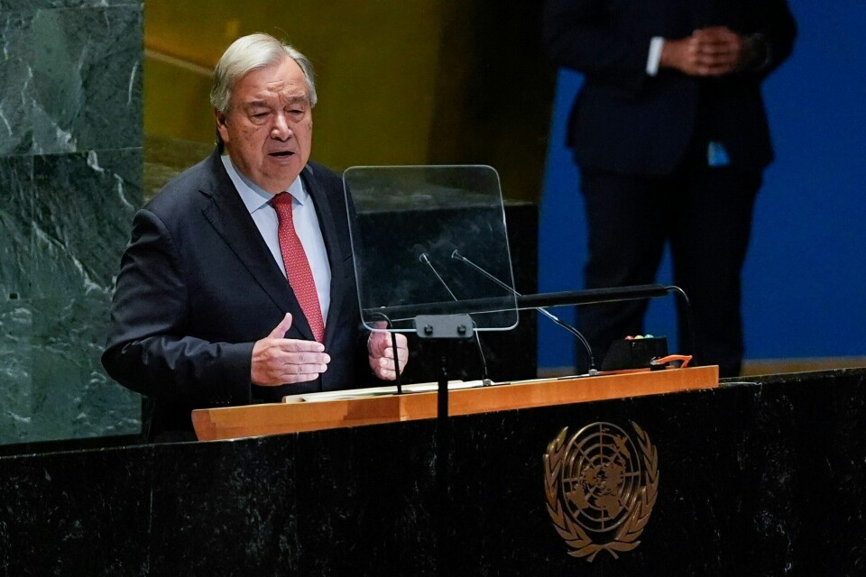 NEKTES ADGANG: António Guterres har blitt nektet innreise til Israel i følge landets utenriksminister Israel Katz. FNs generalsekretær António Guterres talte under åpningen av hovedforsamlingen tirsdag. Foto: Julia Demaree Nikhinson / AP / NTB