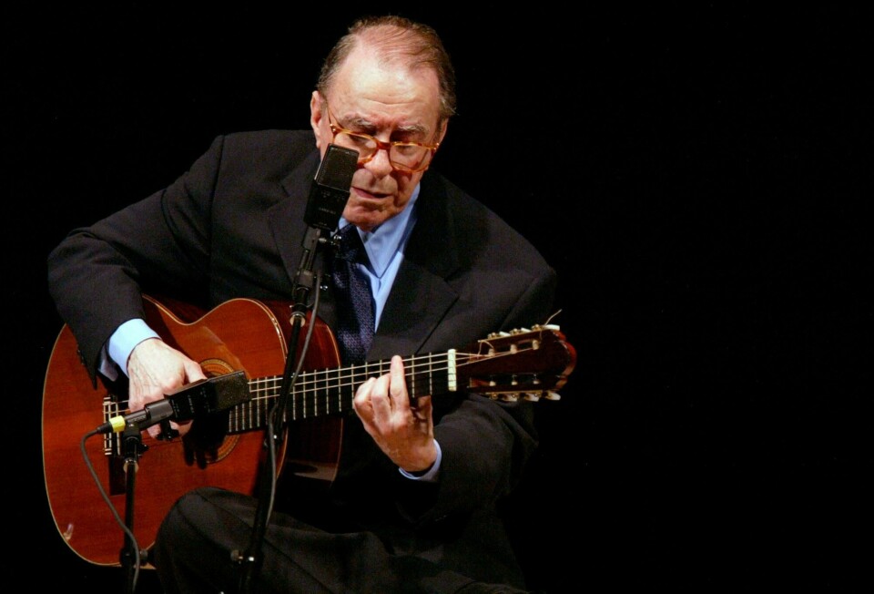 6. juli i år gikk bossanova-legenden João Gilberto bort. Her fra Carnegie Hall i 2004.