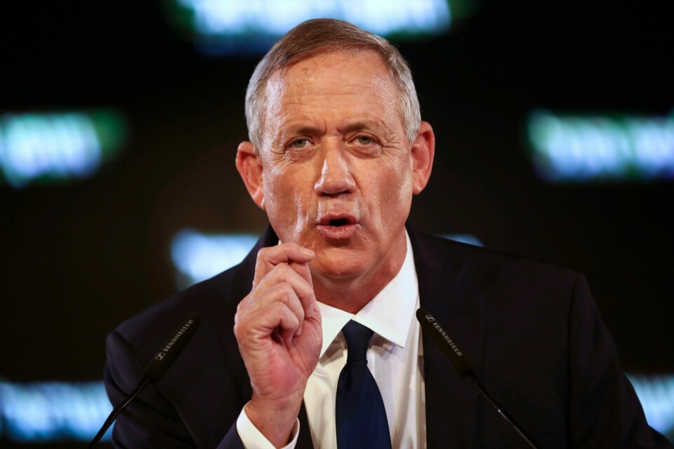 Benny Gantz kan vinne valget i Israel etter at han nå slår seg sammen med partiet til Yair Lapid.