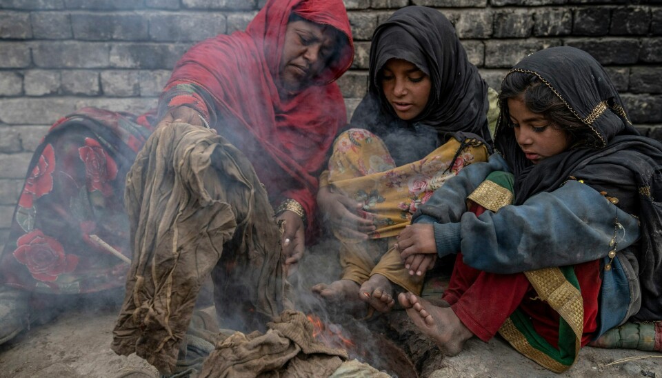 Nesten 5 millioner mennesker ble fattigere i fjor, men verdens fem rikeste menn har mer enn doblet formuene sine de siste tre årene. Foto: AP / NTB Nesten 5 millioner mennesker ble fattigere i fjor, men verdens fem rikeste menn har mer enn doblet formuene sine de siste tre årene. Foto: AP / NTB