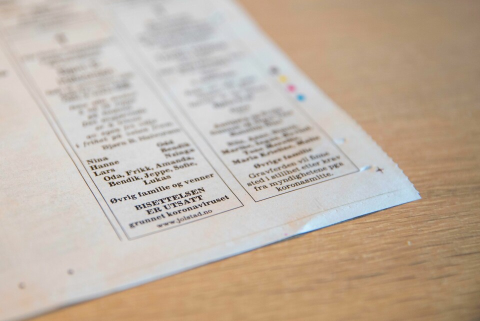 KORSET: Dødsannonser med nøytrale symboler har økt kraftig siden 1980, mens korset er på vikende front. Dødsannonser med nøytrale symboler har økt kraftig siden 1980, mens korset er på vikende front. Foto: Håkon Mosvold Larsen / NTB