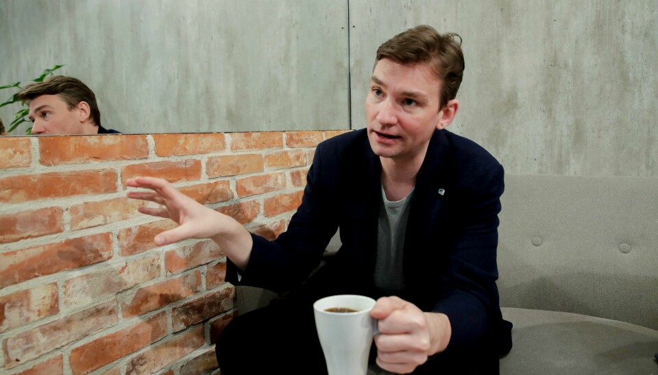 Høyre lufter dermed nok en innstramming i innvandringspolitikken vel et år før stortingsvalget. Her forsknings- og høyere utdanningsminister og nestleder i programkomiteen for forslaget, Henrik Asheim.