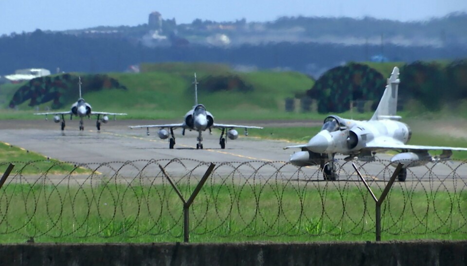 BESØK: Taiwanske kampfly på en flyplass på øya. Søndag opplyste amerikanske myndigheter at en ny delegasjon fra Kongressen er kommet til den omstridte øya. Illustrasjonsfoto: Johnson Lai / AP / NTB Taiwanske kampfly på en flyplass på øya. Illustrasjonsfoto: Johnson Lai / AP / NTB
