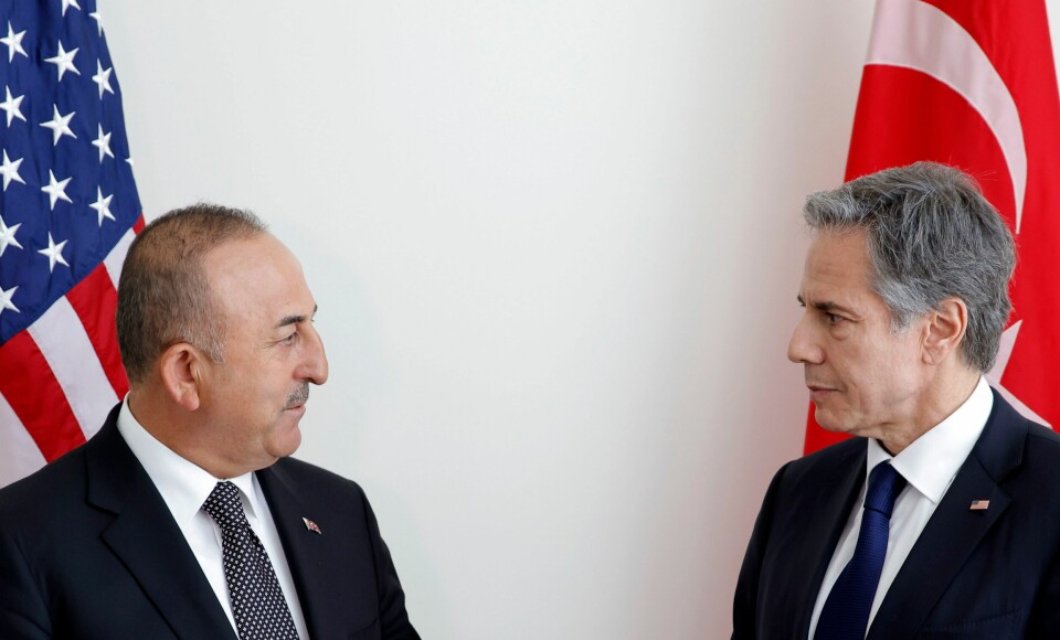 TYRKIA OG USA: USAs utenriksminister Antony Blinken (t. h) møtte sitt tyrkiske motstykke Mevlut Cavusoglu onsdag. Amerikanerne er usikre på akkurat hvor alvorlig den tyrkiske opposisjonen til svensk og finsk Nato-medlemskap er, ifølge nyhetsbyrået AP. USAs utenriksminister Antony Blinken (t. h) møtte sitt tyrkiske motstykke Mevlut Cavusoglu onsdag. Amerikanerne er usikre på akkurat hvor alvorlig den tyrkiske opposisjonen til svensk og finsk Nato-medlemskap er, ifølge nyhetsbyrået AP. Foto: Eduardo Munoz / Pool via AP / NTB