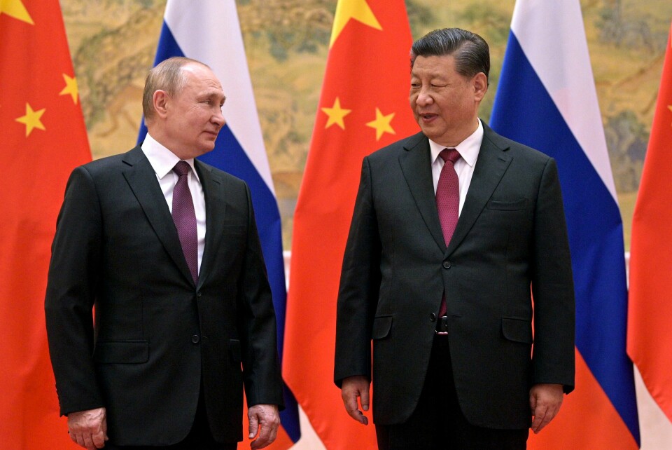 RUSSLAND OG KINA: Russlands president Vladimir Putin og Kinas president Xi Jinping fotografert 4. mai i år. Presidentene Vladimir Putin og Xi Jinping i den kinesiske hovedstaden Beijing i begynnelsen av februar. Foto: Aleksej Druzhinin / Sputnik / Pool / AP / NTB