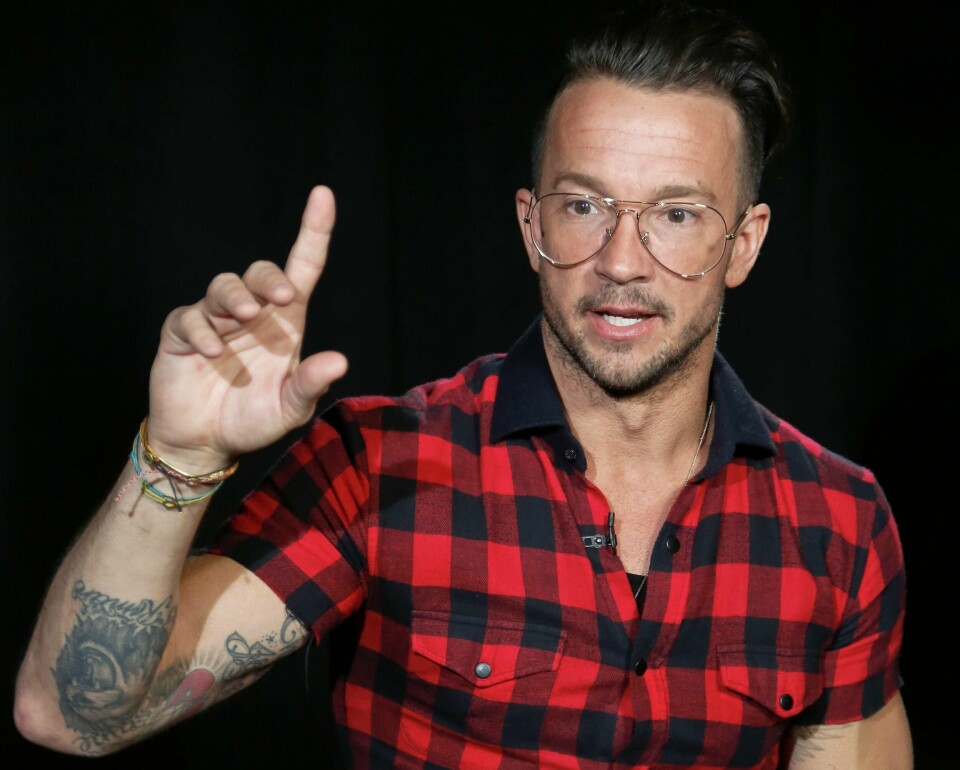 Carl Lentz har i en årrekke vært av Hillsongs største pastorprofiler. Han etablerte Hillsong New York i 2010 sammen med Joel Houston. Han ble særlig kjent da han døpte popstjerne Justin Bieber og basketballspilleren Kevin Durant.