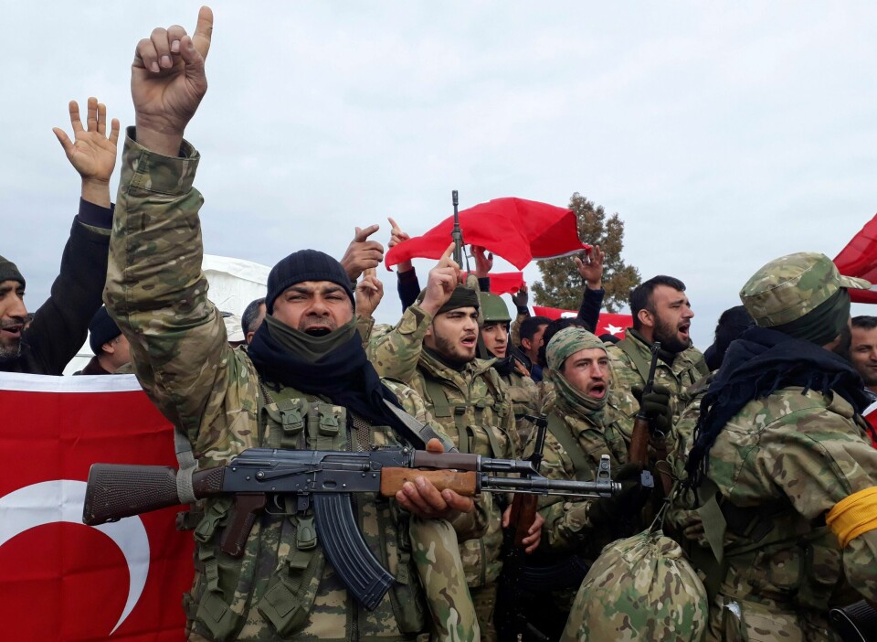 Syriske soldater i tyrkisk tjeneste. Disse var på vei tilbake for å slåss i Syria i 2018. Nå settes slike syriske soldater inn i krigen mot Armenia.