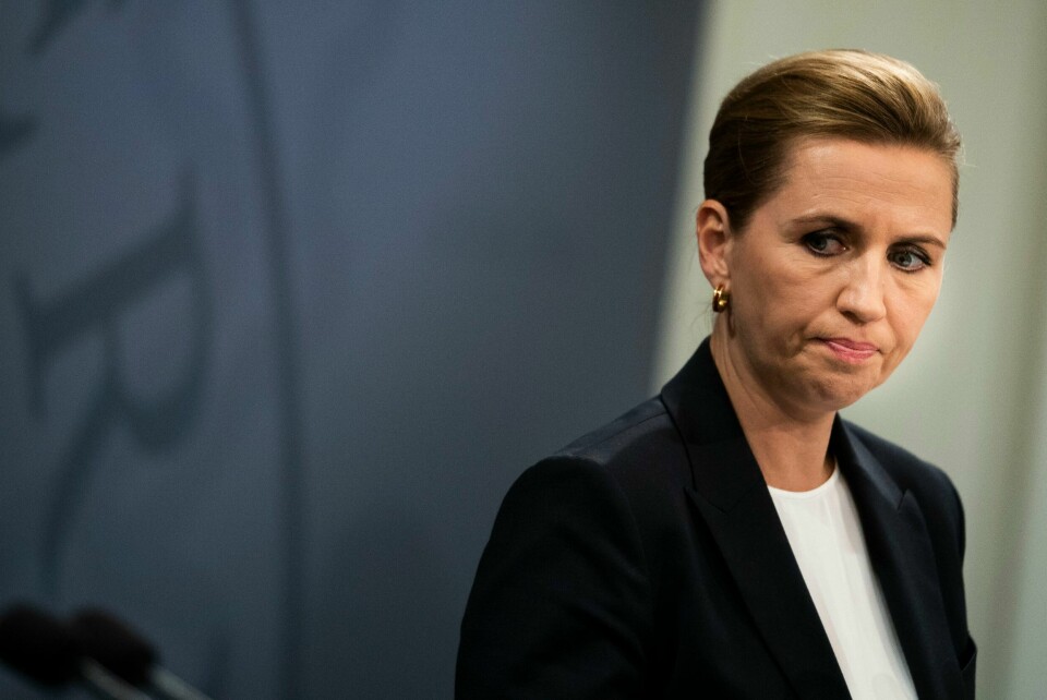 Danmarks statsminister Mette Frederiksen innfører strengere smitteverntiltak i landet før jul, som følge av tiltakende koronasmitte. Hele landet er nå på nest høyeste risikonivå. Foto: Martin Sylvest / Ritzau Scanpix / NTB
