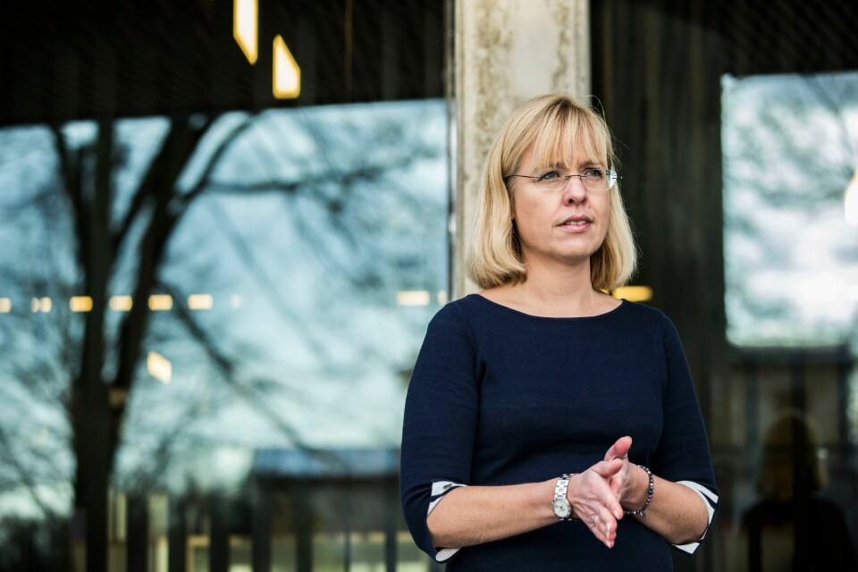 KI: Direktør Åse Wetås i Språkrådet er glad for at den norske forkortinga for kunstig intelligens er i ferd med å etablere seg. Krympflasjon er årets ord 2022. Her er Språkrådets direktør, Åse Wetås, fotografert. Foto: Mariam Butt / NTB