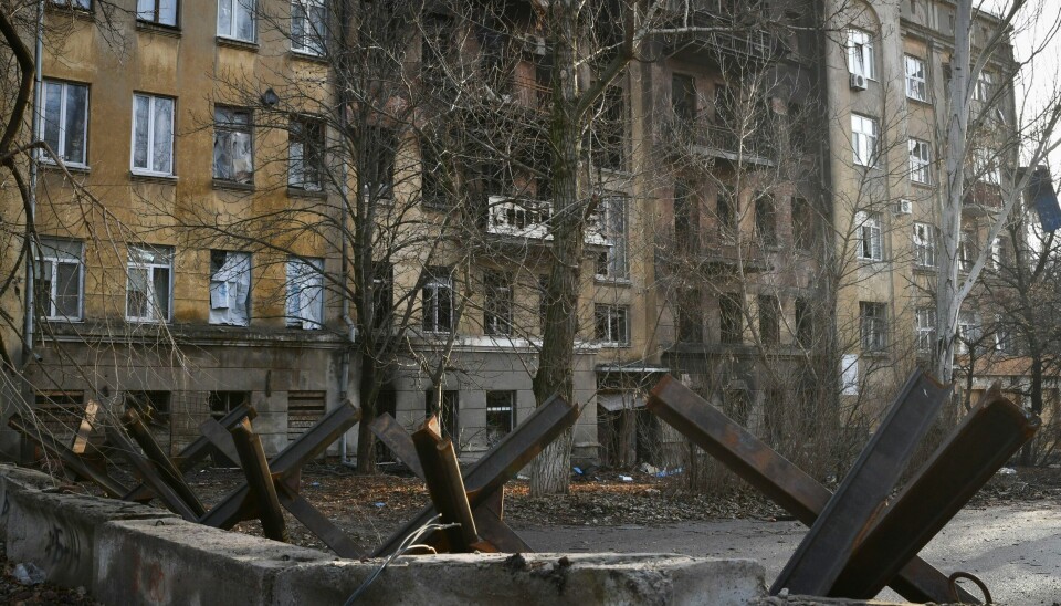 Panserhinder i nærheten av et utbombet boligstrøk i Bakhmut i Donetsk søndag. Foto: Andriy Andriyenko / AP / NTB Panserhinder i nærheten av et utbombet boligstrøk i Bakhmut i Donetsk søndag. Foto: Andriy Andriyenko / AP / NTB