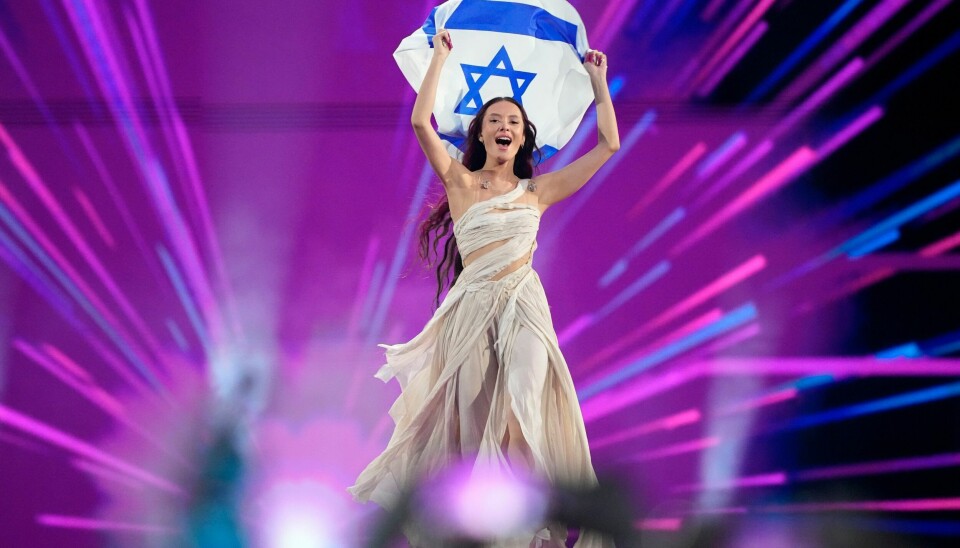ISRAEL: Den norske juryen som ga Eden Golan og Israel åtte poeng i lørdagens Eurovision-finale, har nå blitt offentliggjort. Foto: Martin Meissner / AP / NTB Eden Golan fra Israel gjorde det langt bedre hos folk flest enn hos de enkelte lands juryer. Landet endte til slutt på femteplass. Foto: Martin Meissner AP / NTB