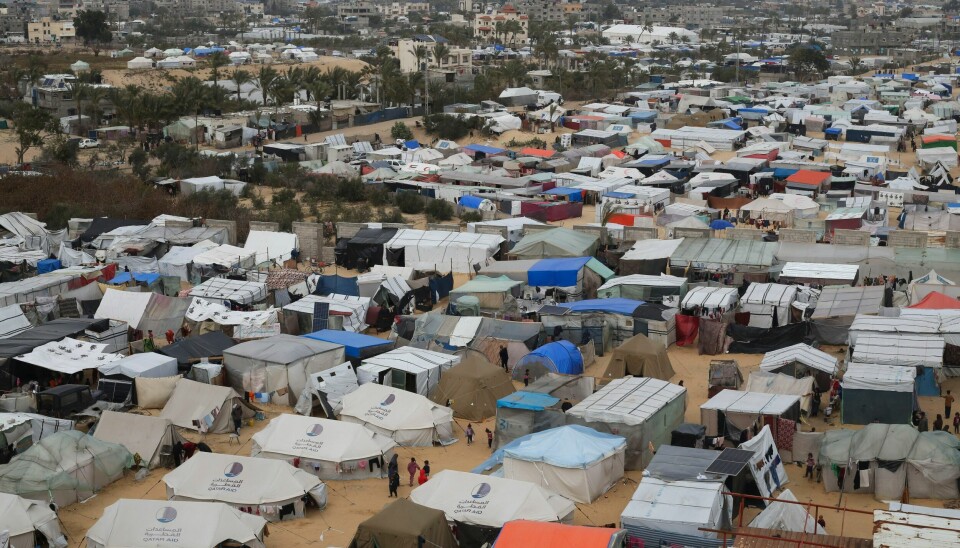 En teltleir for internt fordrevne palestinere i Rafah, lengst sør på Gazastripen. Foto: Hatem Ali / AP / NTB En teltleir i Rafah fotografert i februar. Foto: Hatem Ali / AP / NTB