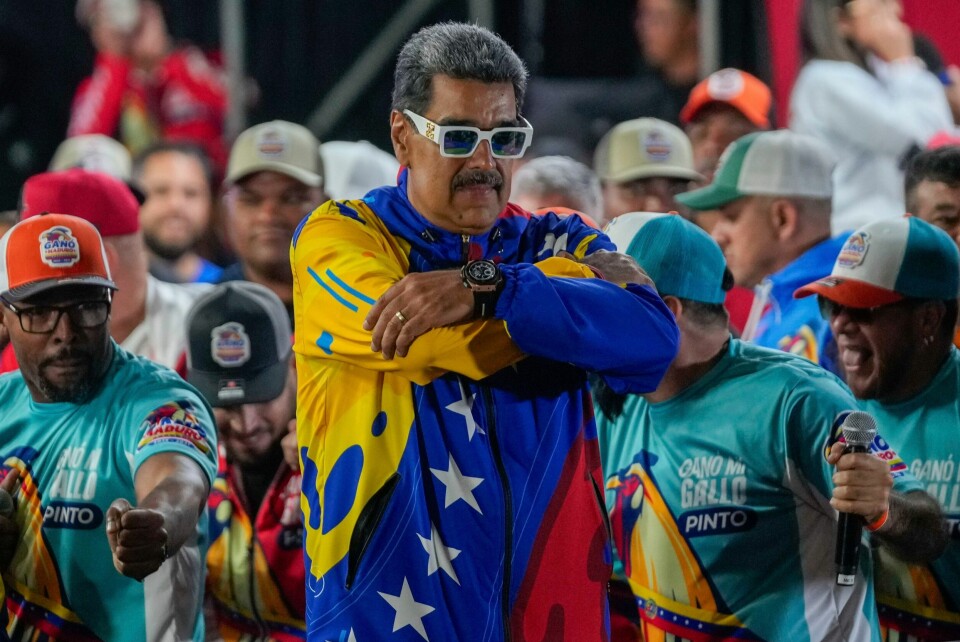 STATSLEDER: Venezuelas president Nicolás Maduro sier han er gjenvalgt for nye seks år, men mange latinamerikanske presidenter tviler på valgresultatet. Flere land er skeptiske til meldingen om at Nicolás Maduro vant valget i Venezuela. Foto: Fernando Vergara / AP / NTB