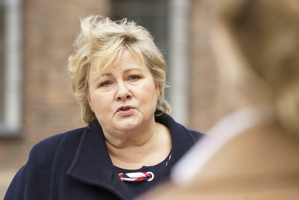UTSATTE BARN: – Vi burde kanskje tidligere be de oppfølgende tjenestene jobbe på en annen måte og ikke bare stenge ned, sier statsminister Erna Solberg. Oslo 20210413. Statsminister Erna Solberg (H) etter en pressekonferanse om koronasituasjonen.Foto: Torstein Bøe / NTB