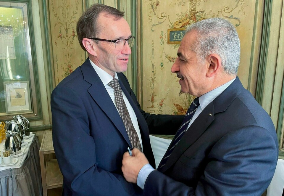 Utenriksminister Espen Barth Eide møtte Mohammad Shtayyeh i München 18. februar. Foto: Utenriksdepartementet / Handout / NTB Eide i møte med Palestinas statsminister Mohammad Shtayyeh i München søndag. Foto: Utenriksdepartementet / handout / NTB