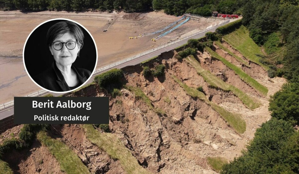 STORE SKADER: Flom og ekstremvær i sommer skapte store skader på demningen Steinbachtal Dam nord i Rhine-Westphalia. Flere landsbyer måtte evakueres av frykt for at demningen skulle briste. flom