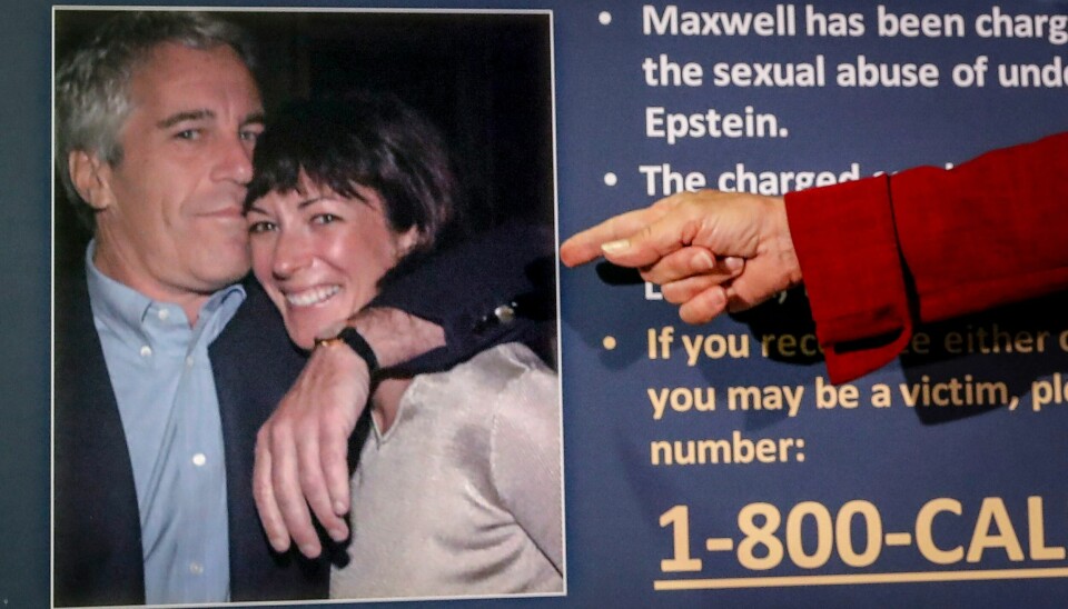 STRAFFEN :Ghislaine Maxwell var tidligere kjæreste med milliardæren Jeffrey Epstein (avbildet). Tirsdag fikk hun straffen for å ha medvirket til hans overgrep av en rekke mindreårige jenter mellom 1994 og 2004. Ghislaine Maxwell var tidligere kjæreste med milliardæren Jeffrey Epstein (avbildet). Tirsdag fikk hun straffen for å ha medvirket til hans overgrep av en rekke mindreårige jenter mellom 1994 og 2004. Foto: John Minchillo / AP / NTB