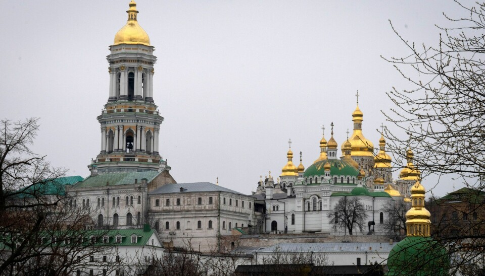 NY LOV: Kyiv-Petsjersk Lavra-klosteret i Kyiv er en av de helligste stedene i for østeuropeiske ortodokse troende. Kyiv-Petsjersk Lavra-klosteret i Kyiv er en av de helligste stedene i for østeuropeiske ortodokse troende. Foto: Jefrem Lukatskyj / AP / NTB