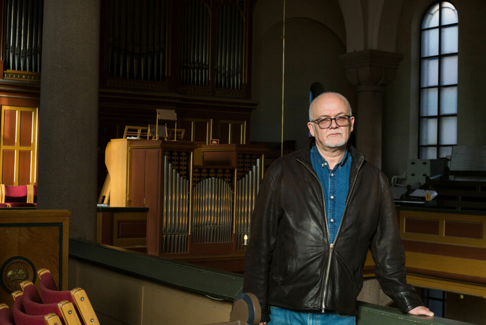 Olav Rune Bastrup er forfatter, journalist og organist. Her står han i Grønland Kirke, der Marta Steinsvik sto på prekestolen i 1921. Kantor i Grønland Kirke, Olav Rune Bastrup.