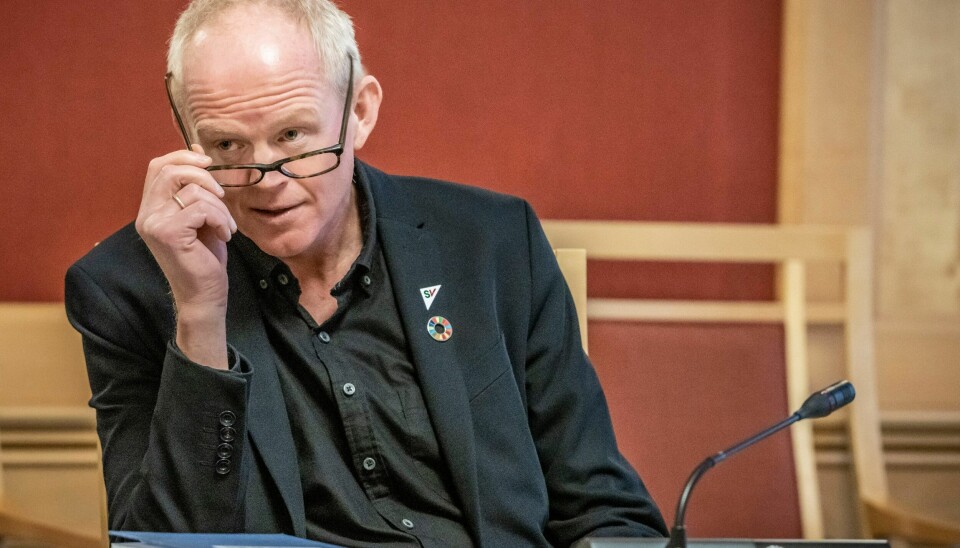 ETTERLYSER: Lars Haltbrekken (SV) vil at regjeringen kommer med en melding til Stortinget om klimafinansiering til utviklingsland. Han mener det er på tide at Norge og de rike landene følger opp Paris-avtalen på dette punktet også.