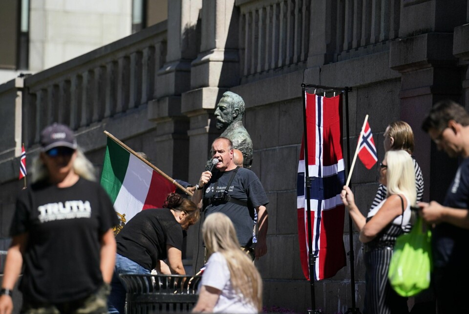 Leder Lars Thorsen i Stopp islamiseringen i Norge (Sian) ble møtt med en motdemonstrasjon foran Stortinget da han snakket der 4. juli i år. Nå varsler organisasjonen en ny markering i Oslo.