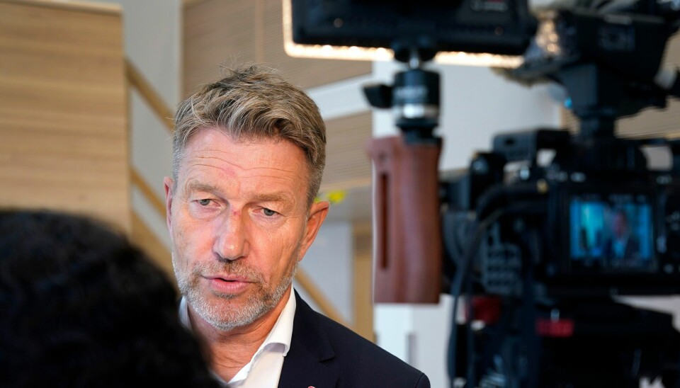 Olje- og energiminister Terje Aasland (Ap) er i Arendal der straumsituasjonen og energikrisa er blant dei store temaa.Foto: Terje Bendiksby / NTB / NPK Olje- og energiminister Terje Aasland (Ap) leverte måndag ettermiddag arbeidsplanen til regjeringa for straumkrisa, og synest å ha roa både SV og Høgre. Foto: Terje Bendiksby / NTB / NPK