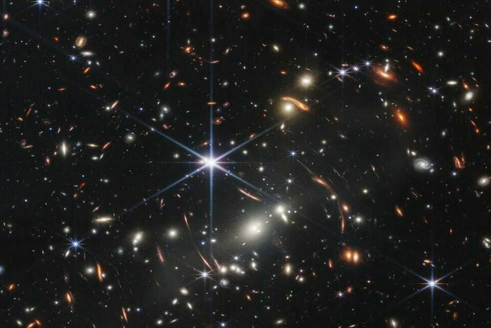 TIDSREISE: Bildet fra Nasa viser galakseklyngen SMACS 0723 og er fanget av romteleskopet James Webb. Dette er det første bildet fra den dette teleskopet, som er laget for å se langt tilbake i tid. Bildet fra Nasa viser galakseklyngen SMACS 0723 og er fanget av romteleskopet James Webb. Dette er det første bildet fra den dette teleskopet, som er laget for å se langt tilbake i tid. Foto: Nasa / Esa / CSA via AP / NTB