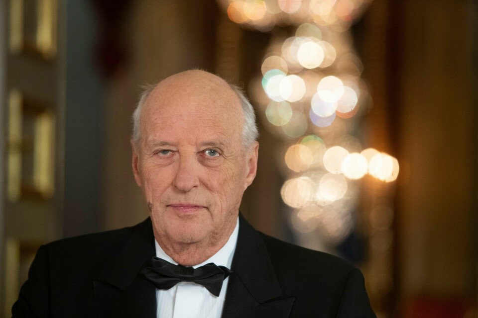 Kong Harald er innlagt på Rikshospitalet på grunn av svimmelhet. Det er ikke funnet alvorlig sykdom, opplyser Kongehuset. Her avbildet fra årets nyttårstale.