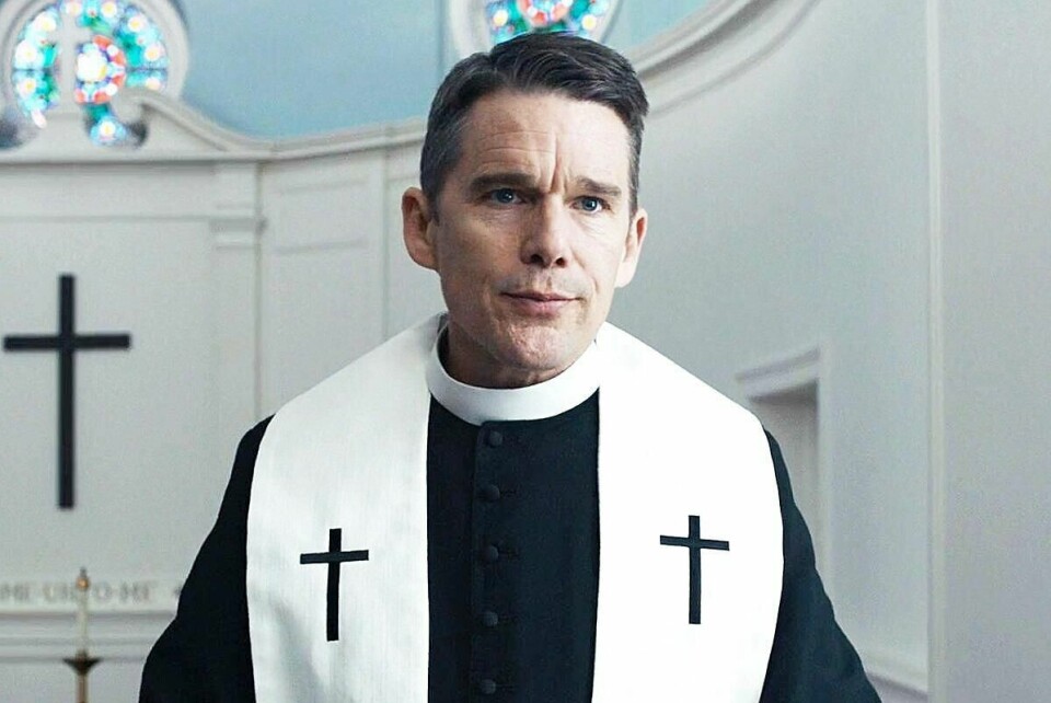 I filmen First Reformed blir vi kjent med pastor Toller (Ethan Hawke) og hans virke i en menighet helt nord i delstaten New York. Paul Schrader er nominert til Oscar for beste manus, og Hawke har blitt lovprist for sin tolking av pastoren.