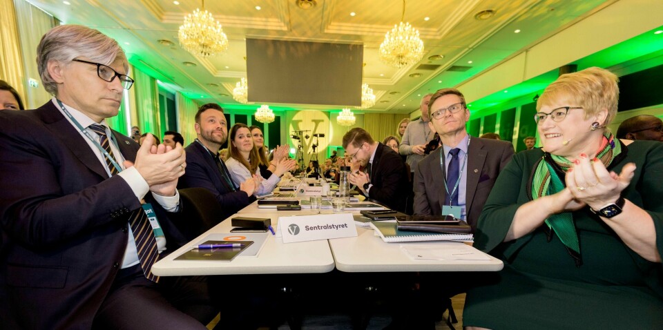 Venstre-leder Trine Skei Grande før talen til landsmøtet på Hell – minutter senere dasket hun til mot Sp.