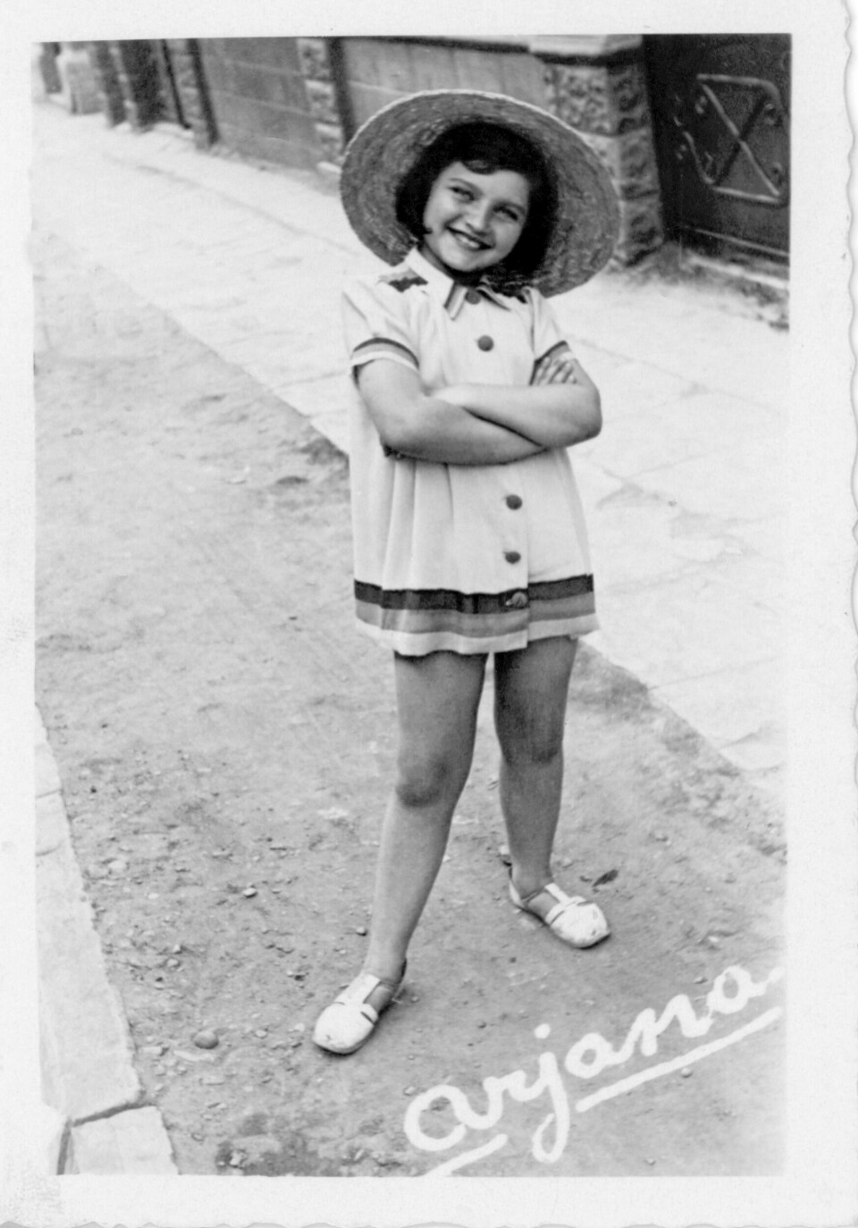 FILM: Ariana ble kalt ble kalt Polens Shirley Temple.