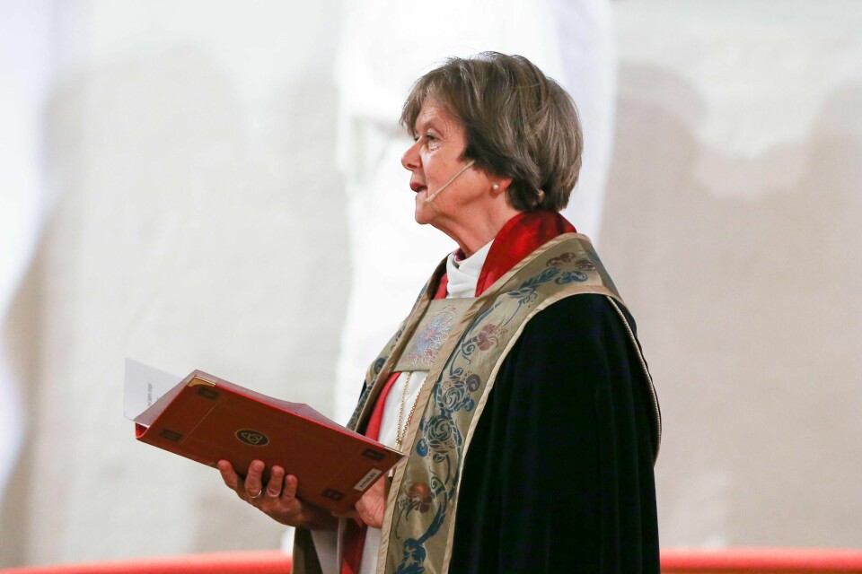 Helga Haugland Byfuglien, nylig avgått preses i Den norske kirke, er av kongen utnevnt til kommandør av St. Olavs Orden.