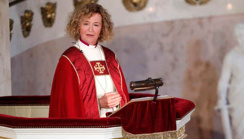 I dette innlegget for oslobiskop Kari Veiteberg (bildet) støtte fra prest og rådgiver Dag Nordbø for å heie på Halvor Moxnes sin måte å tolke Bibelen på.