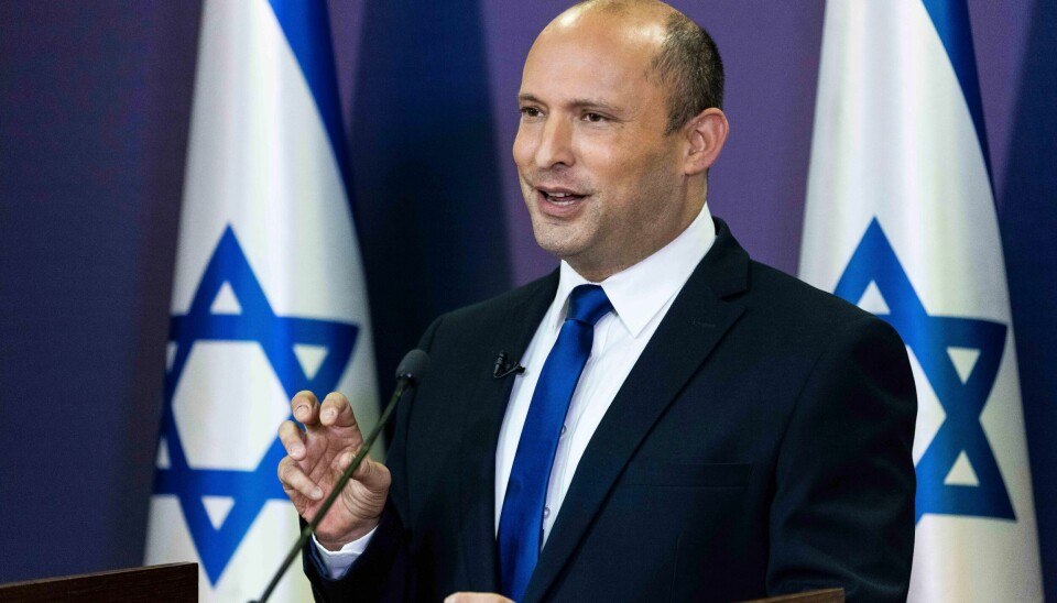 NY STATSMINISTER?: Lederen for Yamina-partiet Naftali Bennett talte til Knesset i Jerusalem søndag. Han ligger an til å bli Israels neste statsminister. Foto: Yonatan Sindel / AP / NTB Naftali Bennett