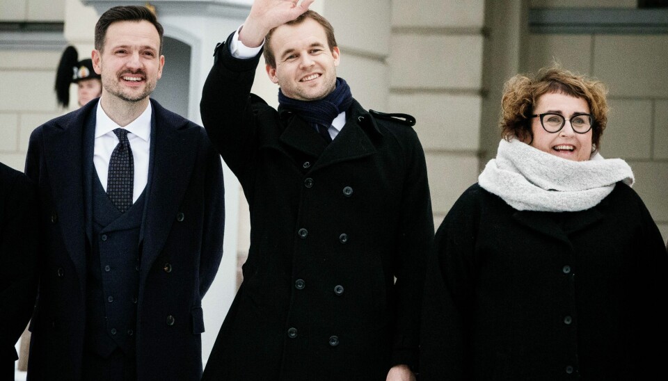 Dag Inge Ulstein (t.v.), Kjell Ingolf Ropstad og Olaug Bollestad ble del av et rekordstort kabinett da de gikk inn i den utvidede Solberg-regjeringen.