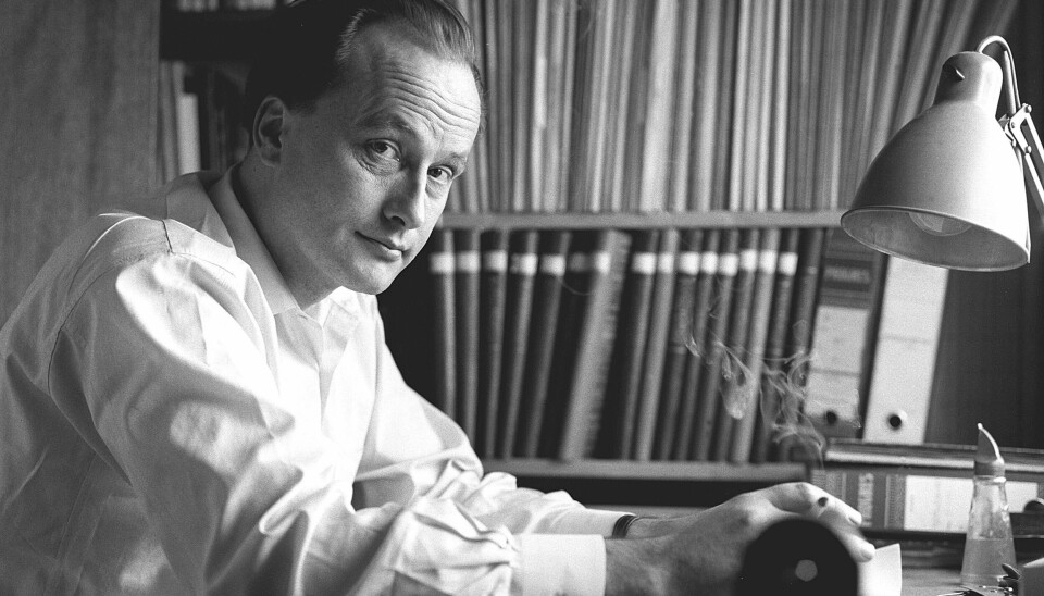 'For en gullgruve disse to skittromanene mine har vært!» noterte Bjerke i dagboken den 3. mars 1944 om sine to første krimromaner under navnet Bernhard Borge.