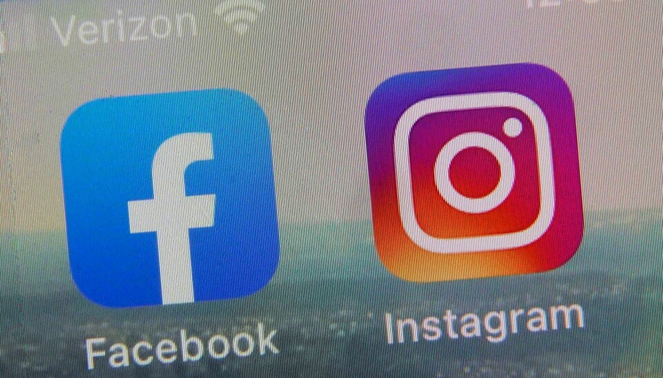 Meta-tjenestene Facebook og Instagram har problemer, melder Downdetector. Arkivfoto: Richard Drew / AP / NTB Meta, som blant annet eier Facebook og Instragram, vil ikke inngå flere avtaler om å betale for tradisjonelt medieinnhold, slik de har gjort i noen land. Foto: Richard Drew / AP / NTB