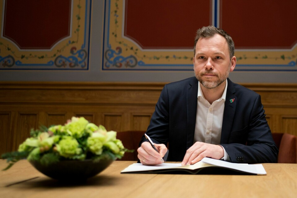 BYKS: SV-leder Audun Lysbakken kan smile bredt etter at partiet gjør et lite byks på meningsmålingen utført for Klassekampen og Nationen. Arbeiderpartiet faller fortsatt. SV-leder Audun Lysbakken kan smile bredt etter at partiet gjør et lite byks på meningsmålingen utført for Klassekampen og Nationen. Arbeiderpartiet faller fortsatt.,Foto: Terje Pedersen / NTB